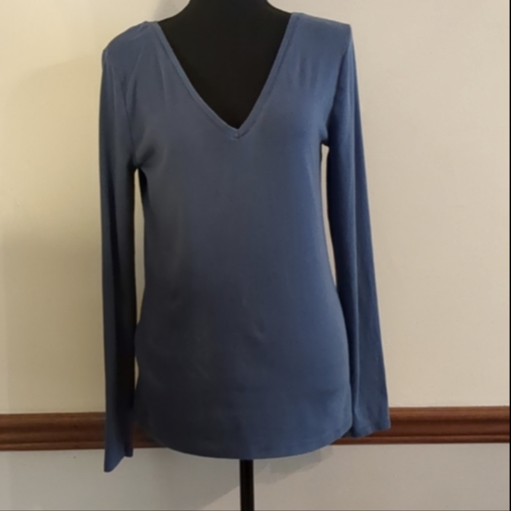 a new day dark blue long sleeved shirt in Women's Large